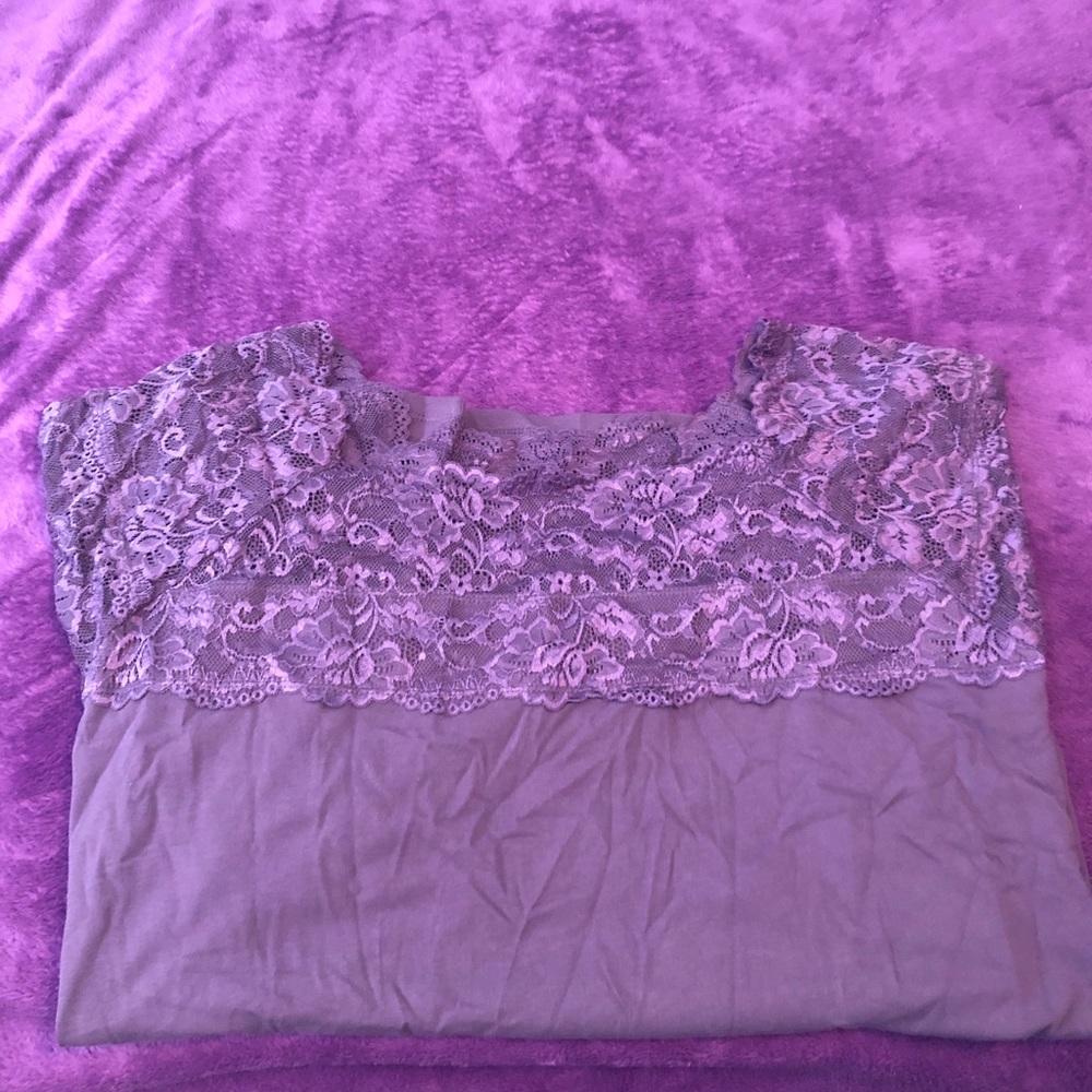 Lace trimmed short sleeve shirt